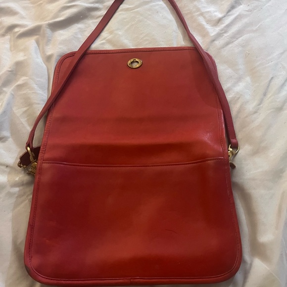 Vintage Coach Dinky Crossbag - Picture 3 of 6